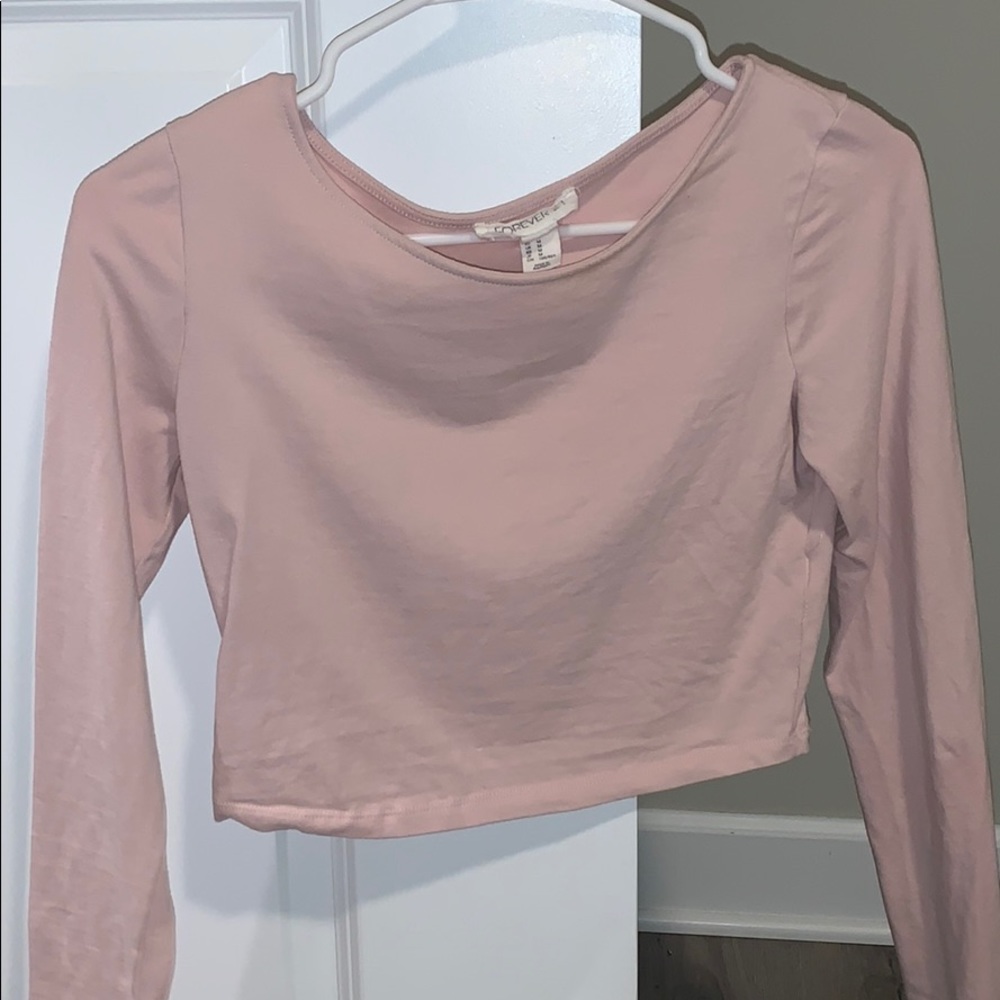 Light pink long sleeve crop